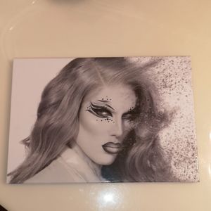 Jeffree Star Cremated Palette